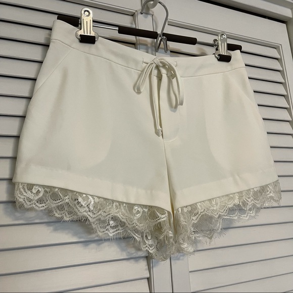 NWT Forever 21 off white lace hem shorts - Picture 3 of 16